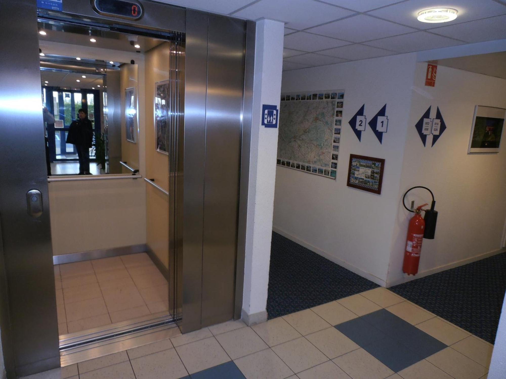 Ibis Budget Meung Sur Loire المظهر الخارجي الصورة